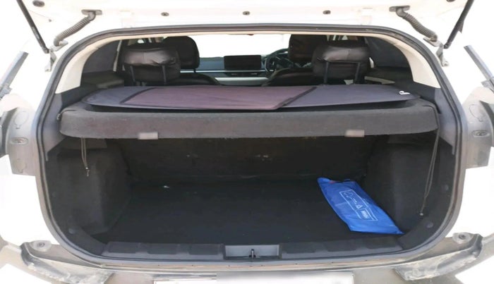 2025 Tata NEXON CREATIVE + SUNROOF 1.2 PETROL, Petrol, Manual, 18,806 km, exterior