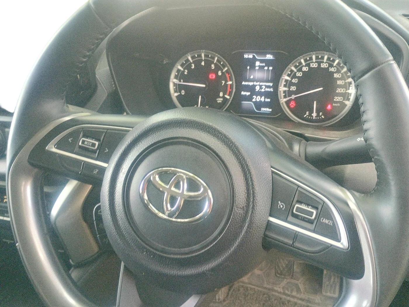 2026 Toyota URBAN CRUISER HYRYDER E NEO DRIVE, Petrol, Manual, 2,965 km, interior
