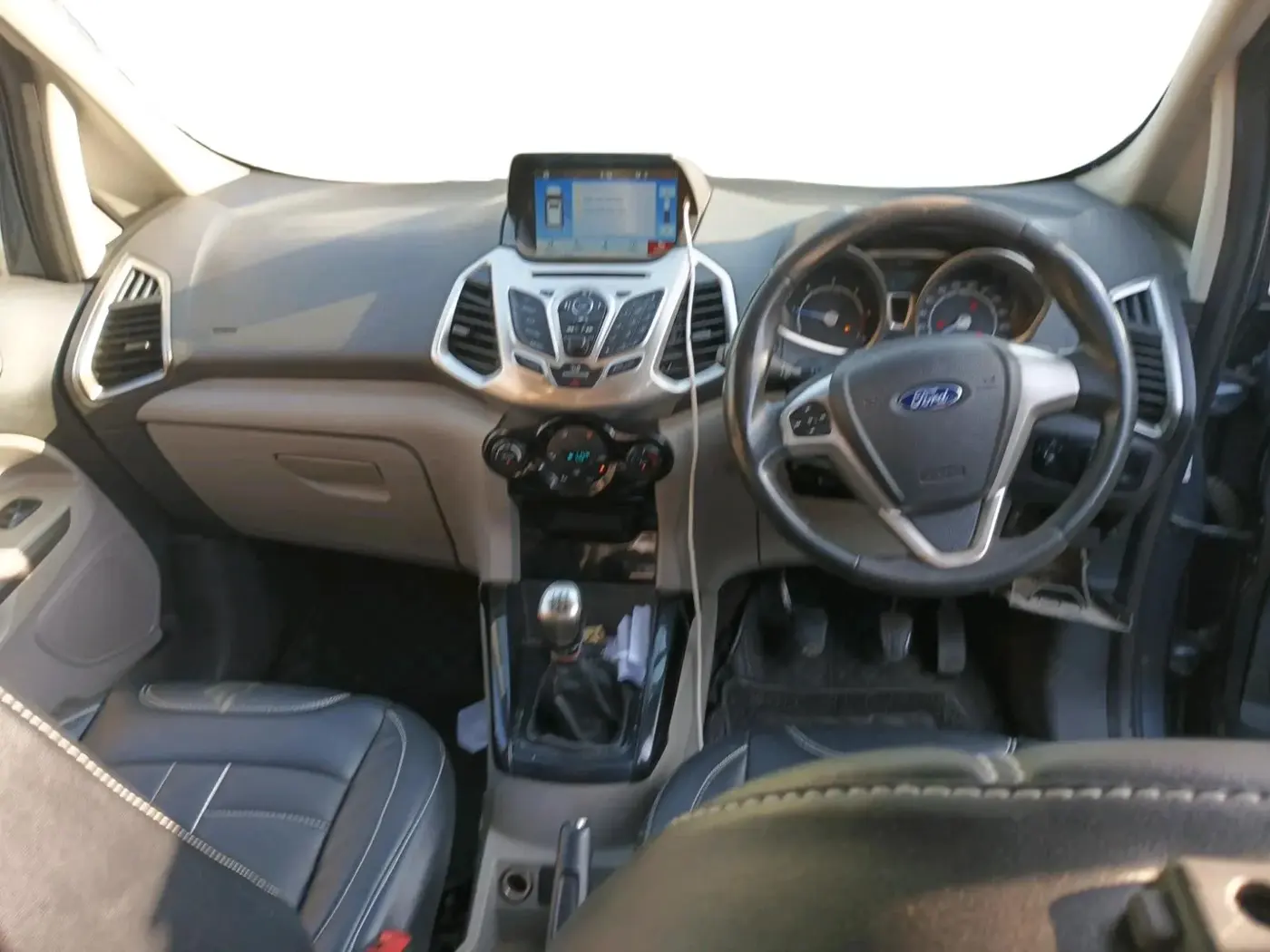 2017 Ford Ecosport TITANIUM 1.5L DIESEL, Diesel, Manual, 1,18,674 km, interior