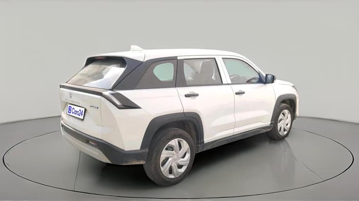 2026 Maruti Victoris Lxi 1.5 MT, Petrol, Automatic, 1,748 km, exterior
