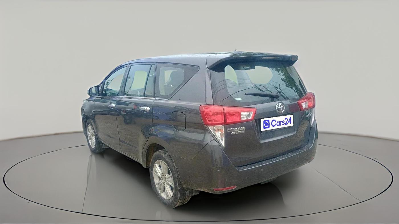 2018 Toyota Innova Crysta 2.8 ZX AT 7 STR, Diesel, Automatic, 1,49,779 km, exterior