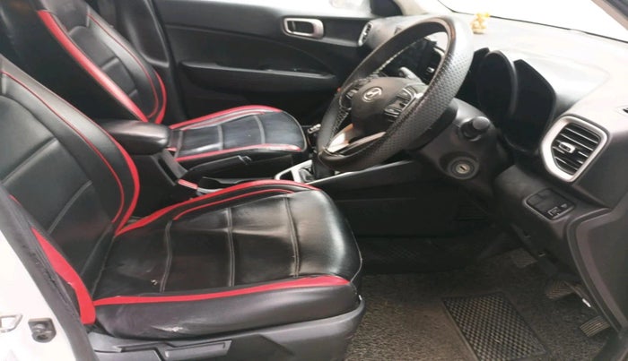 2019 Hyundai VENUE SX 1.4 CRDI, Diesel, Manual, 1,10,828 km, interior