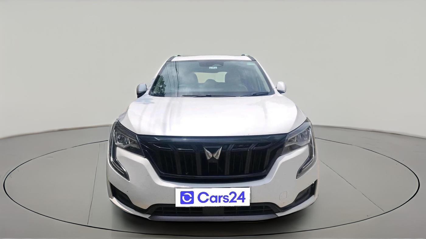 2023 Mahindra XUV700 AX 7 LUXURY D AWD AT 7 STR, Diesel, Automatic, 78,784 km, exterior