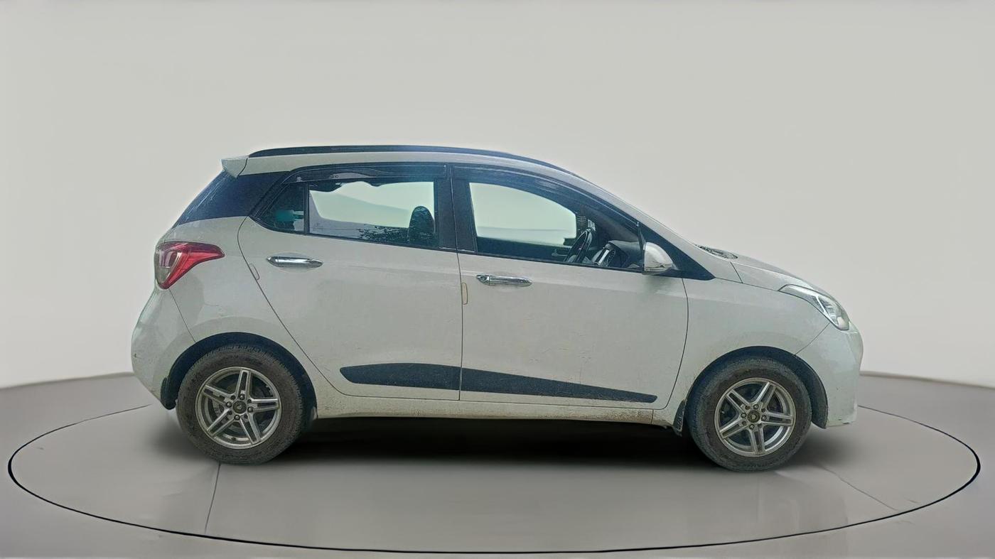 2018 Hyundai Grand i10 SPORTZ U2 1.2 CRDI, Diesel, Manual, 2,53,719 km, exterior