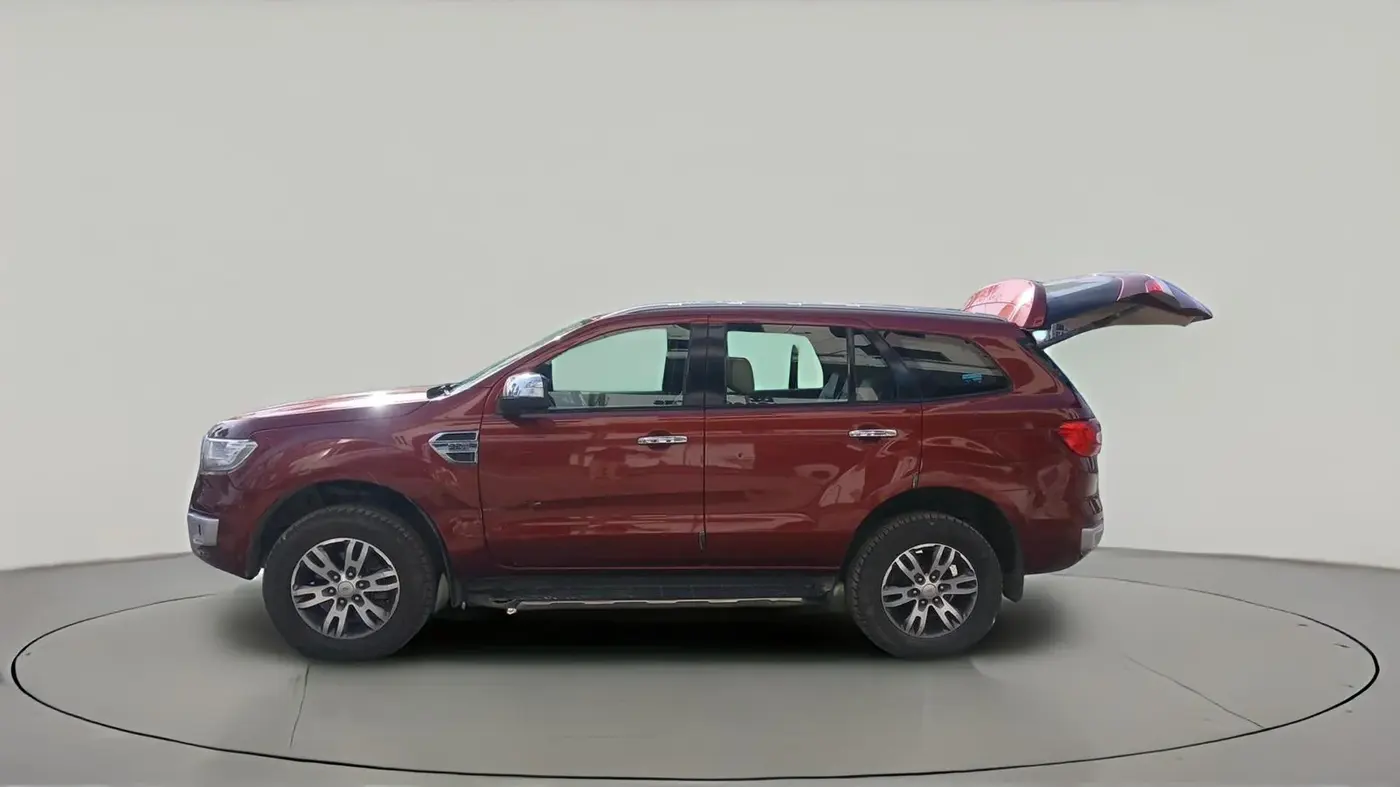 2018 Ford Endeavour TITANIUM 3.2 4X4 AT, Diesel, Automatic, 98,181 km, exterior