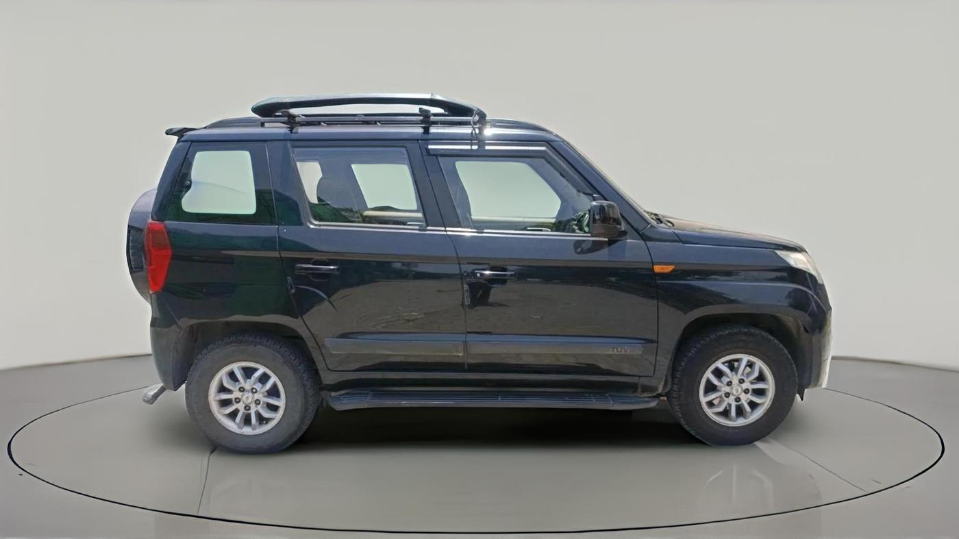 2016 Mahindra TUV300 T8, Diesel, Manual, 1,88,537 km, exterior