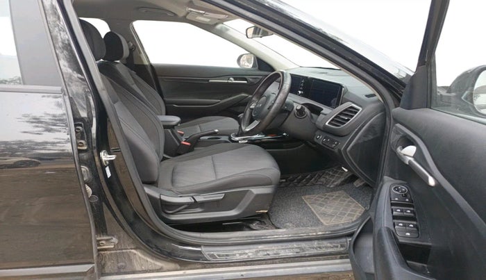 2024 KIA SELTOS  HTK 1.5 PETROL MT, Petrol, Manual, 38,885 km, interior