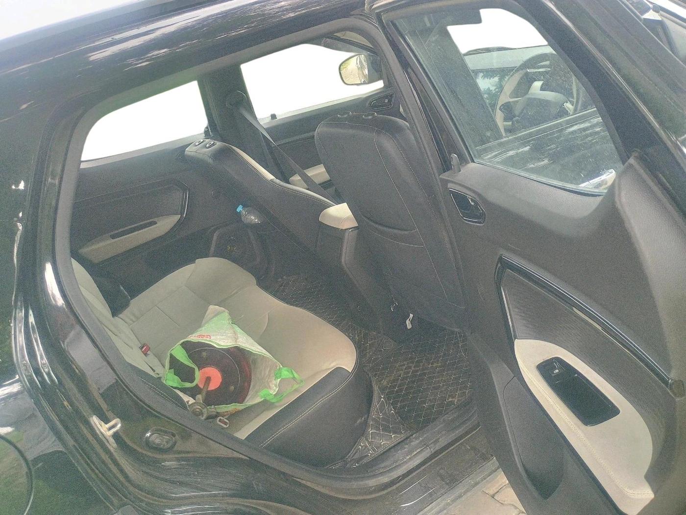 2025 Renault Kiger Authentic MT, Petrol, Manual, 9,424 km, interior