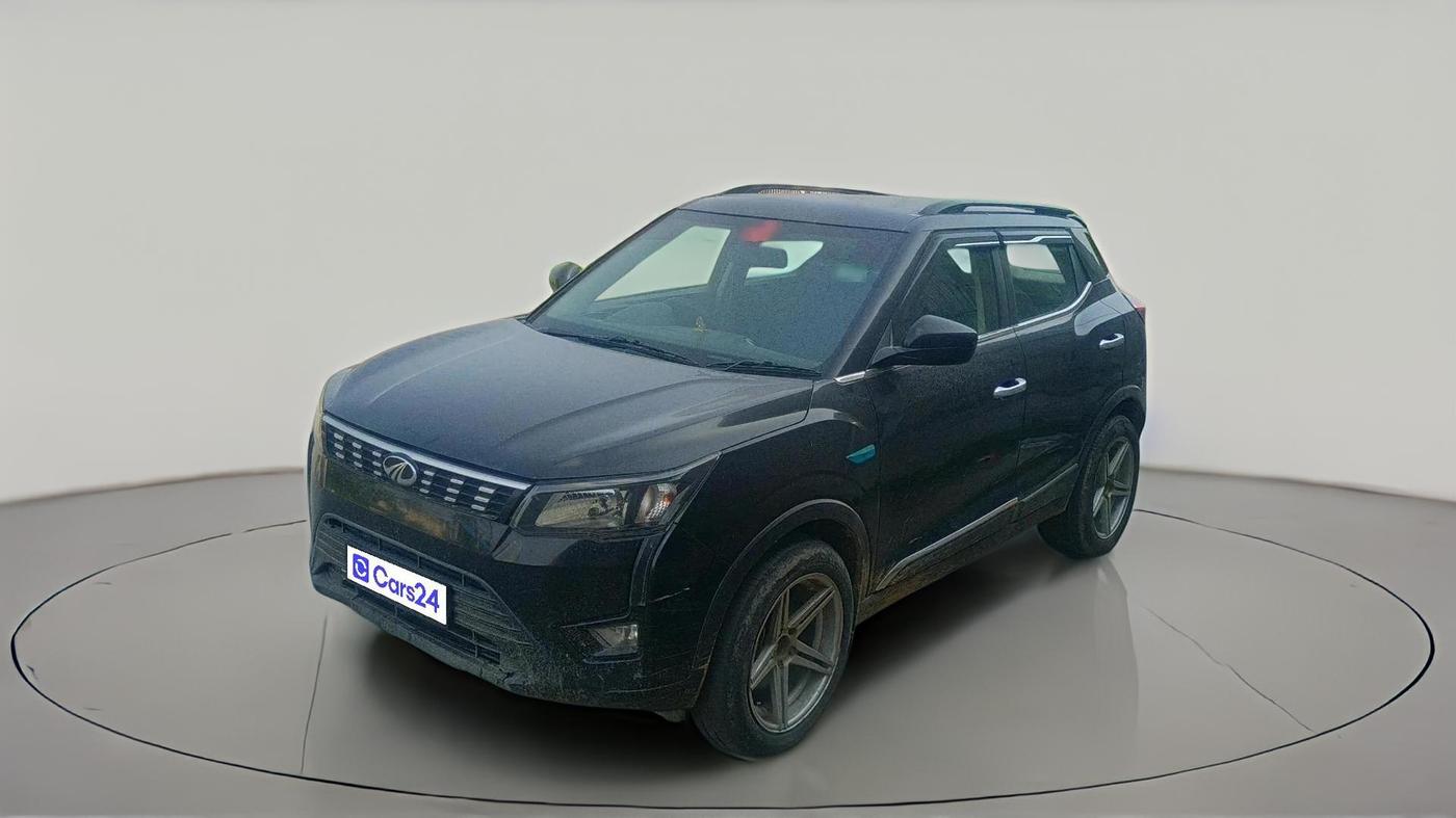 2020 Mahindra XUV300 W6 1.5 Diesel, Diesel, Manual, 51,677 km, exterior