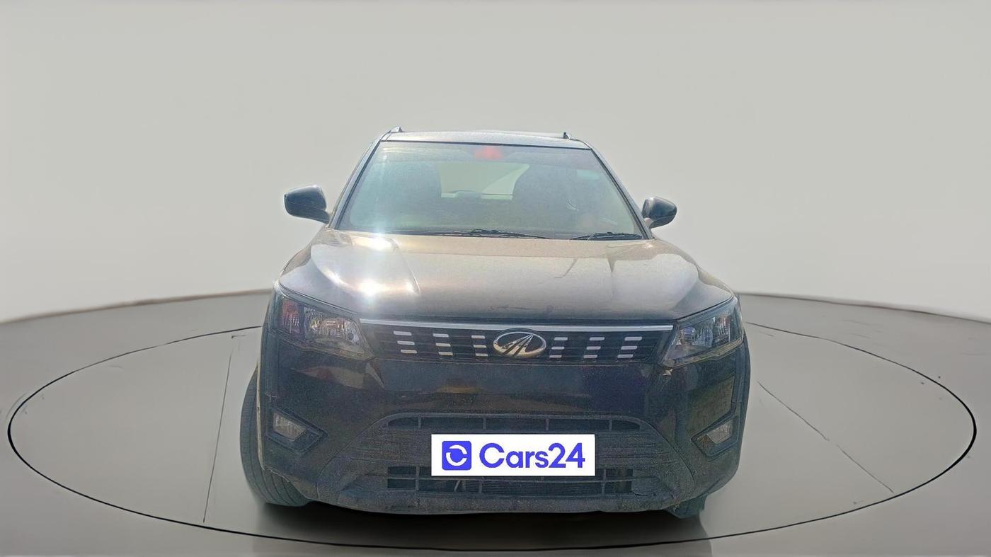 2020 Mahindra XUV300 W6 1.5 Diesel, Diesel, Manual, 51,677 km, exterior