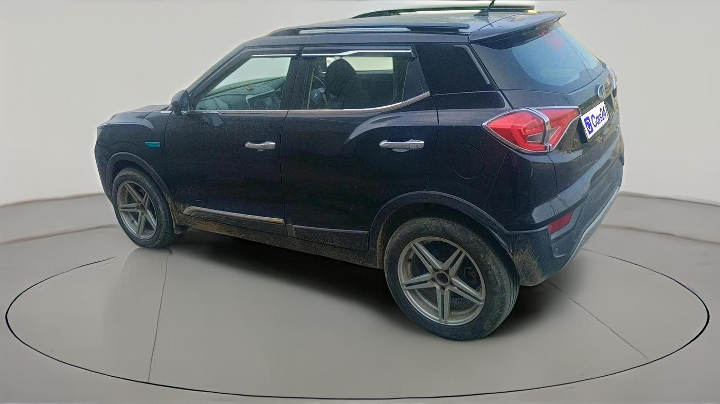 2020 Mahindra XUV300 W6 1.5 Diesel, Diesel, Manual, 51,677 km, exterior