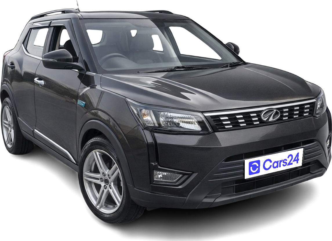2020 Mahindra XUV300 - SUV - Diesel - Manual - ₹6.10 lakh