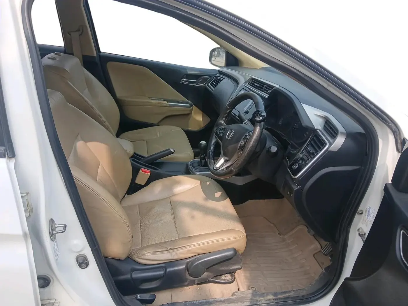 2017 Honda City 1.5L I-DTEC ZX, Diesel, Manual, 97,828 km, interior