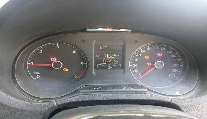 2015 Volkswagen Polo HIGHLINE1.5L, Diesel, Manual, 86,552 km, interior