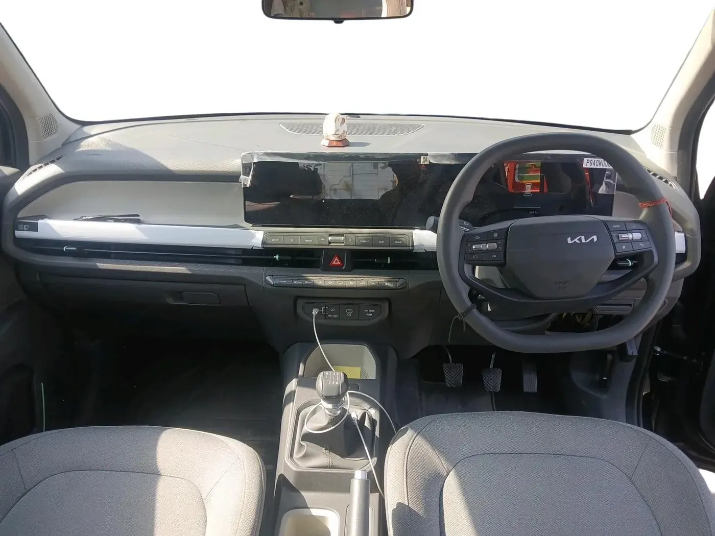 2025 KIA SYROS HTK Plus 1.0 Turbo 6MT, Petrol, Manual, 5,647 km, interior
