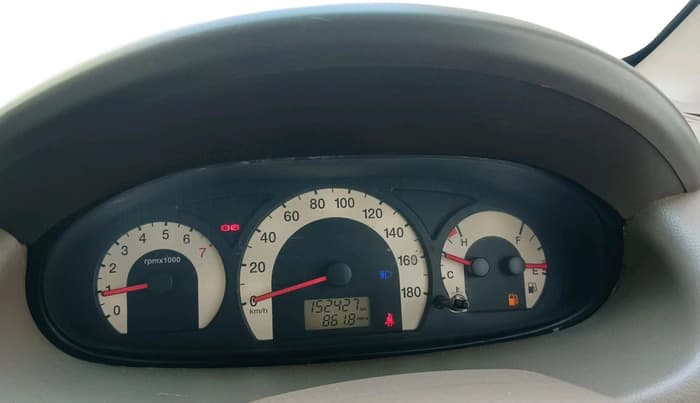 2011 Mahindra Xylo E8 ABS AIRBAG BS-III, Diesel, Manual, 1,52,427 km, interior