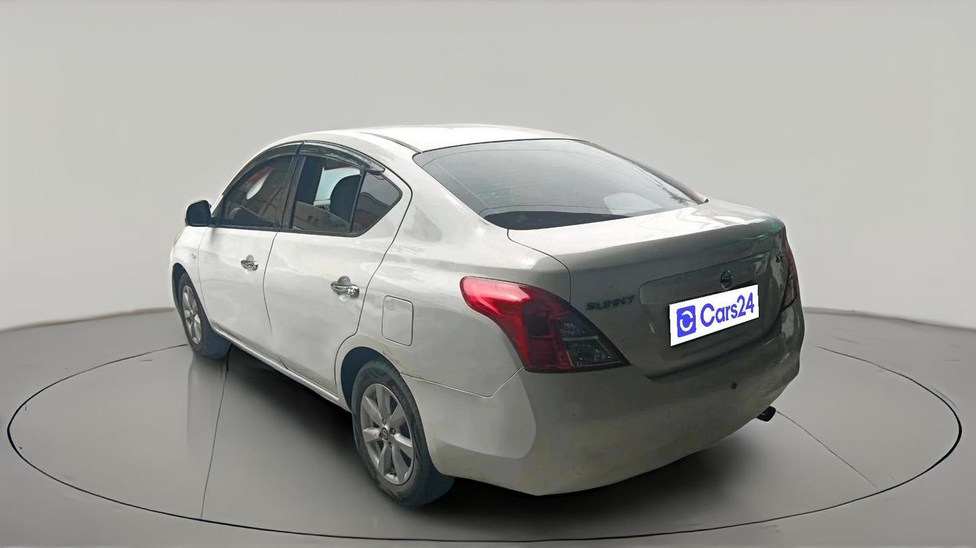 2011 Nissan Sunny XV DIESEL, Diesel, Manual, 2,36,574 km, exterior
