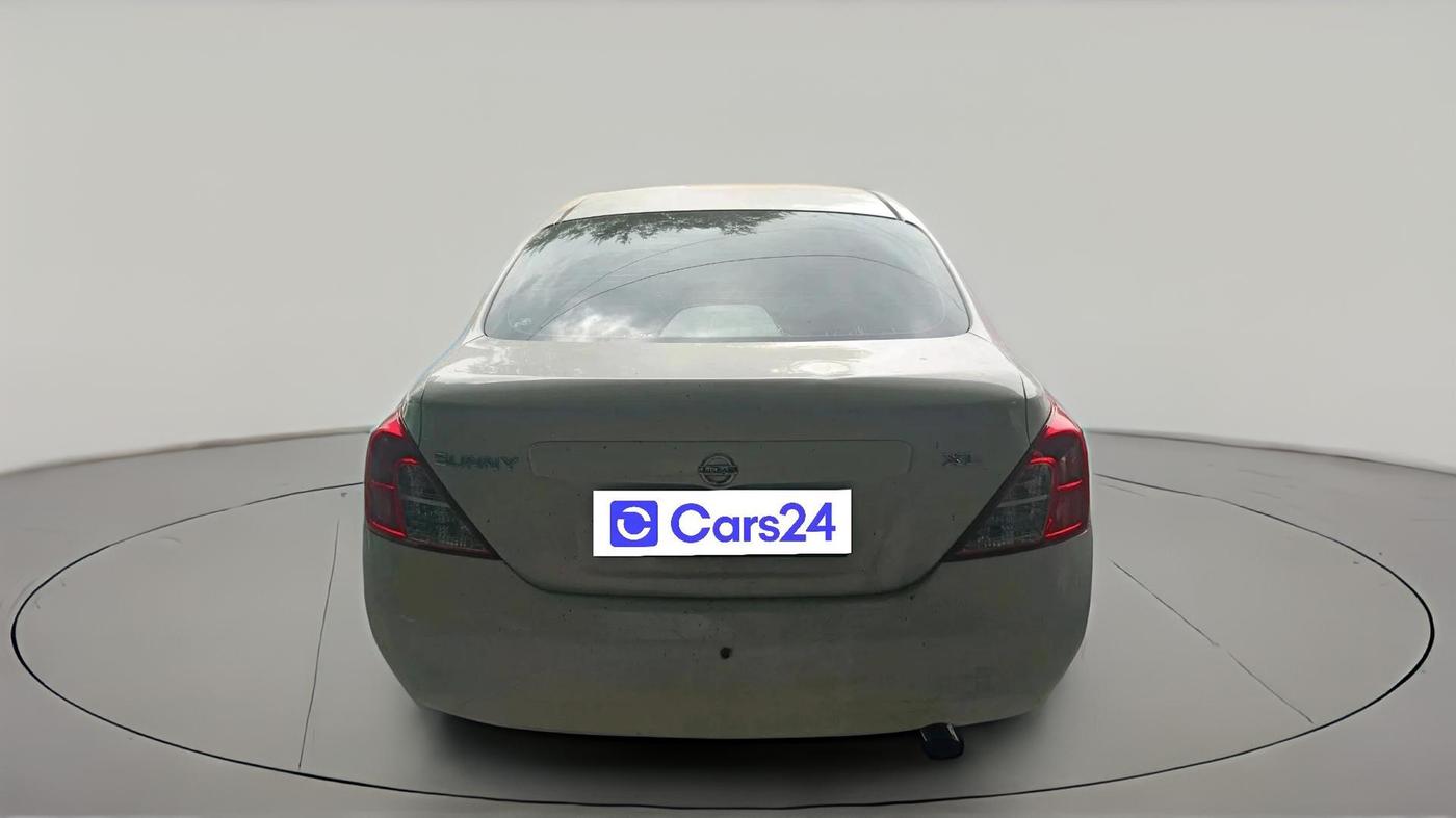 2011 Nissan Sunny XV DIESEL, Diesel, Manual, 2,36,574 km, exterior