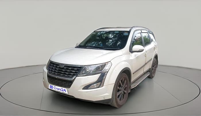 2018 Mahindra XUV500 W11, Diesel, Manual, 1,19,649 km, exterior
