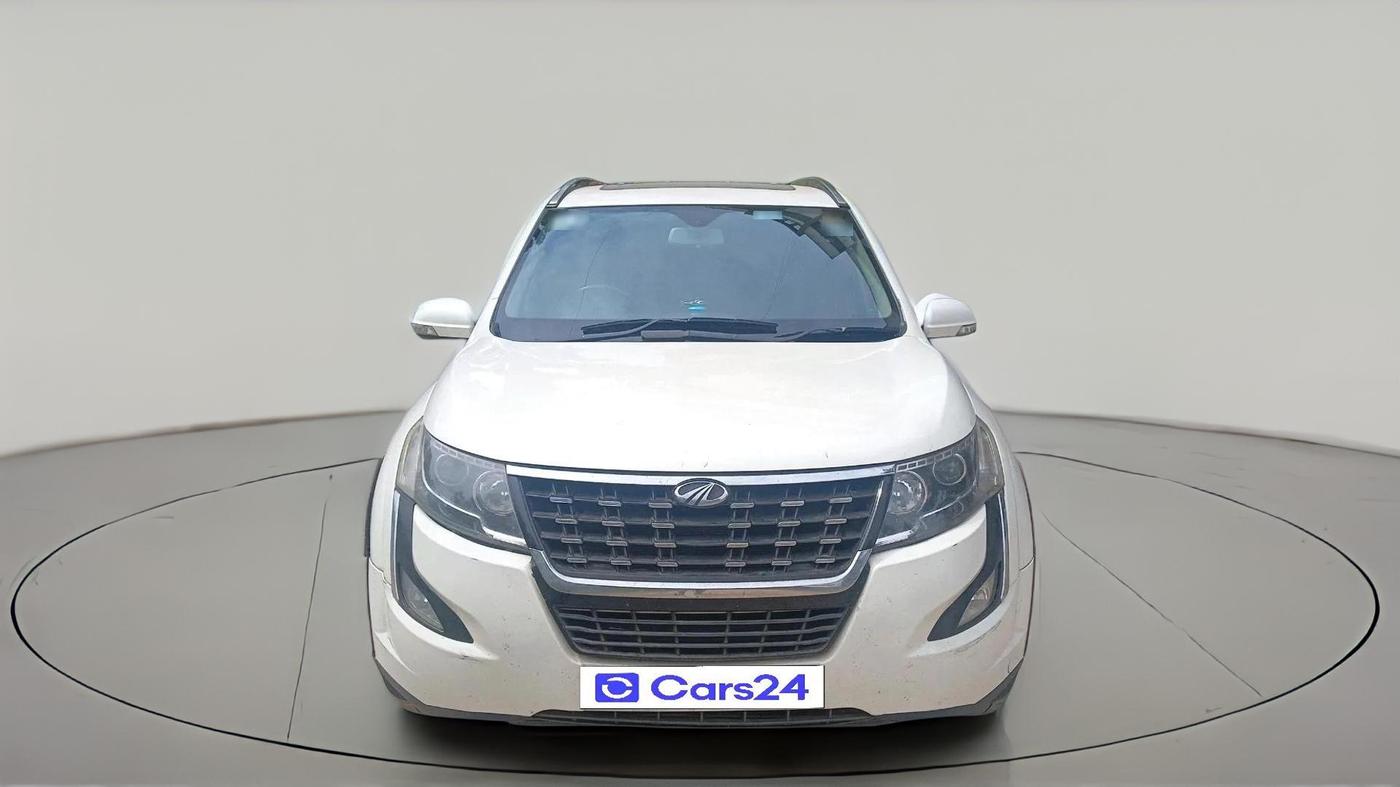 2018 Mahindra XUV500 W11, Diesel, Manual, 1,19,649 km, exterior
