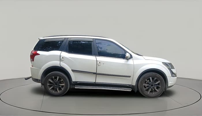 2018 Mahindra XUV500 W11, Diesel, Manual, 1,19,649 km, exterior