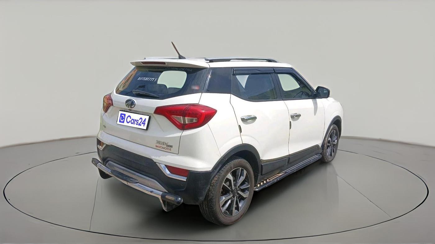 2019 Mahindra XUV300 W8 (O) 1.5 DIESEL, Diesel, Manual, 1,62,606 km, exterior