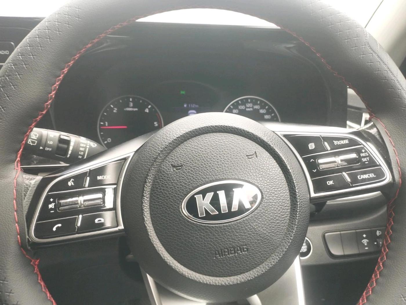 2020 KIA SELTOS HTK PLUS 1.5 DIESEL, Diesel, Manual, 1,35,412 km, interior