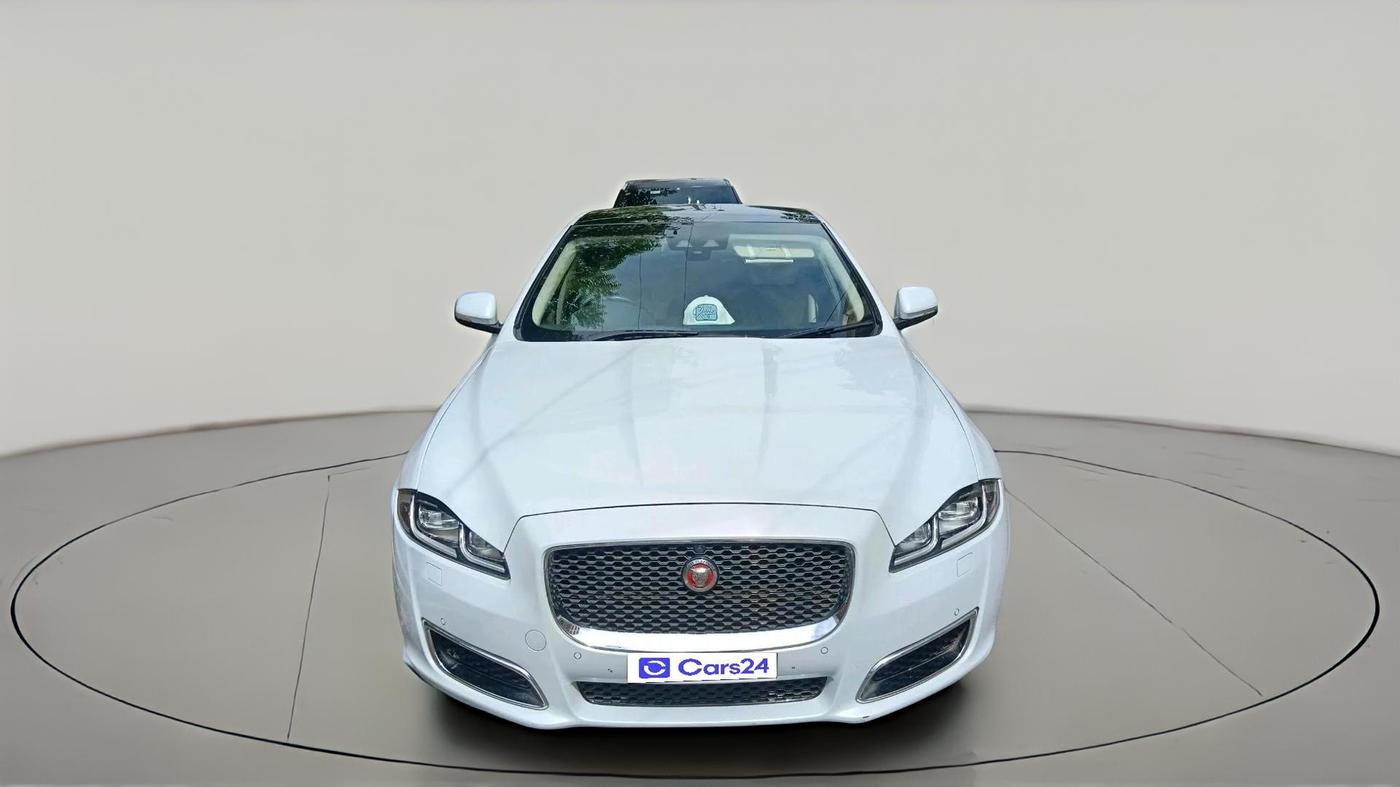 2018 Jaguar XJ L 3.0 V 6 PORTFOLIO, Diesel, Automatic, 61,151 km, exterior