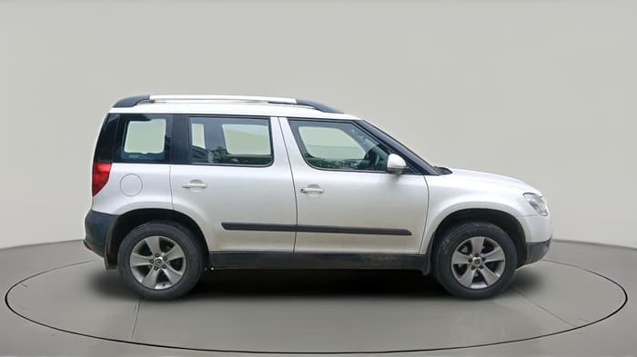 2013 Skoda Yeti AMBIENTE, Diesel, Manual, 1,84,723 km, exterior