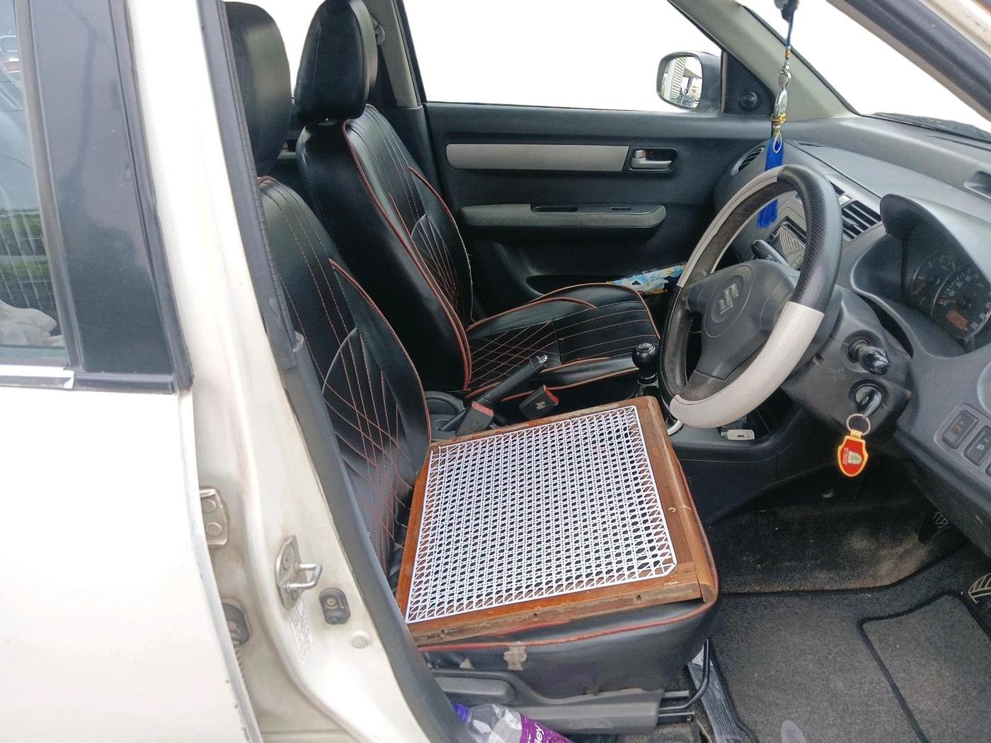 2011 Maruti Swift Dzire VDI, Diesel, Manual, 1,32,137 km, interior