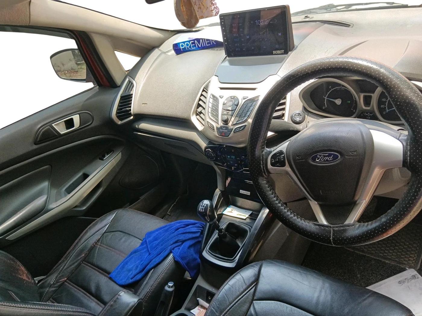 2015 Ford Ecosport TITANIUM 1.5L DIESEL, Diesel, Manual, 1,37,917 km, interior