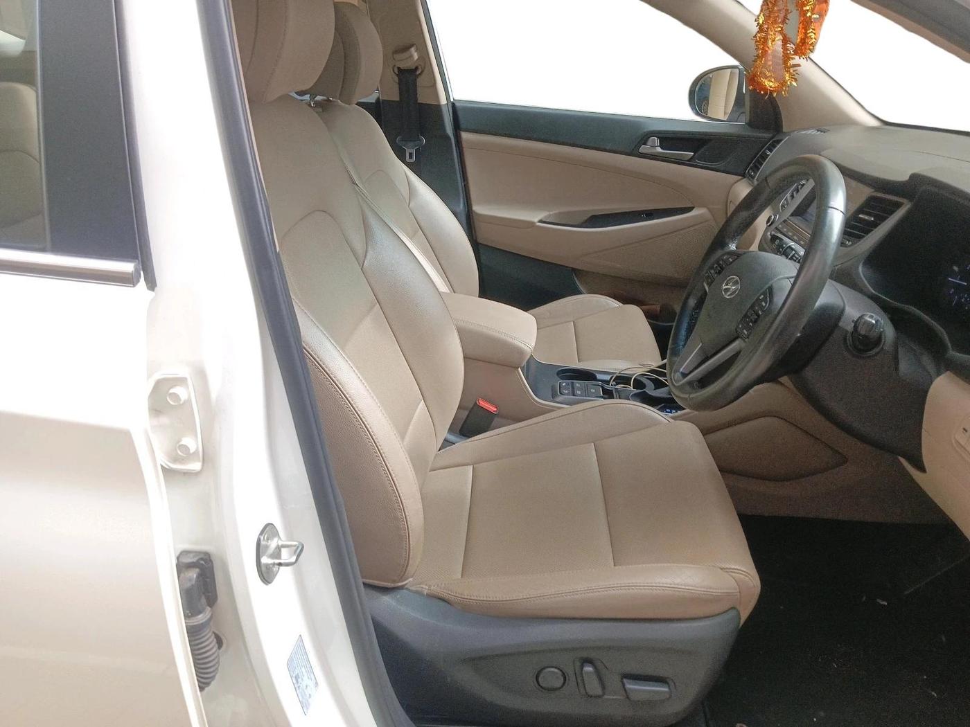2019 Hyundai Tucson GLS 2WD AT PETROL, Petrol, Automatic, 49,845 km, interior