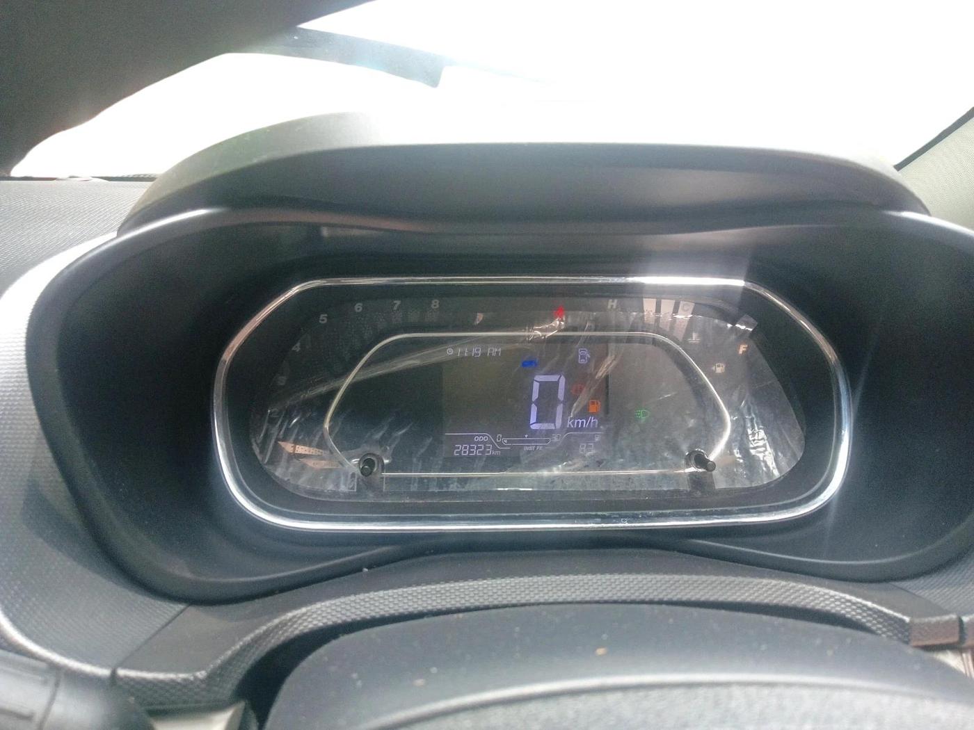 2021 Tata NEXON XZ PLUS PETROL, Petrol, Manual, 28,323 km, interior