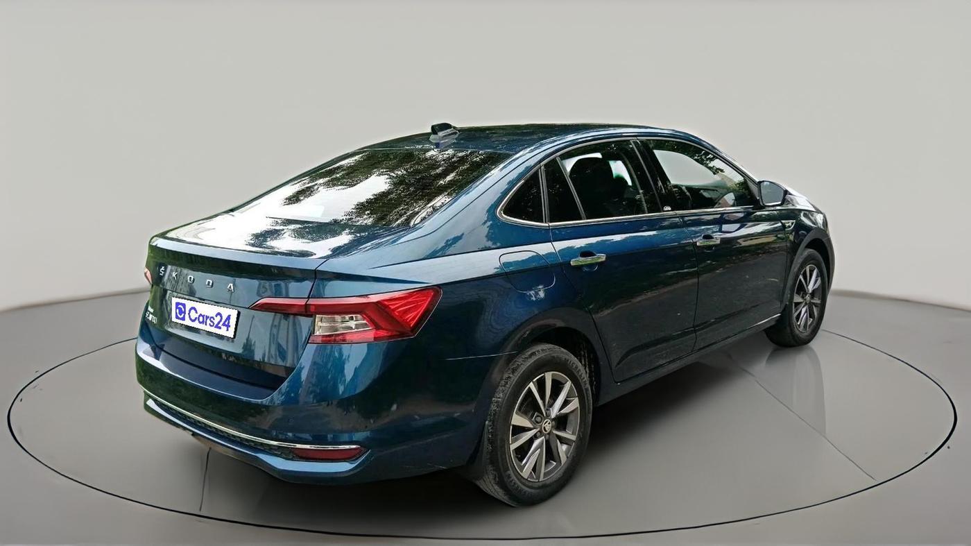 2023 Skoda SLAVIA STYLE 1.0L TSI MT, Petrol, Manual, 55,611 km, exterior