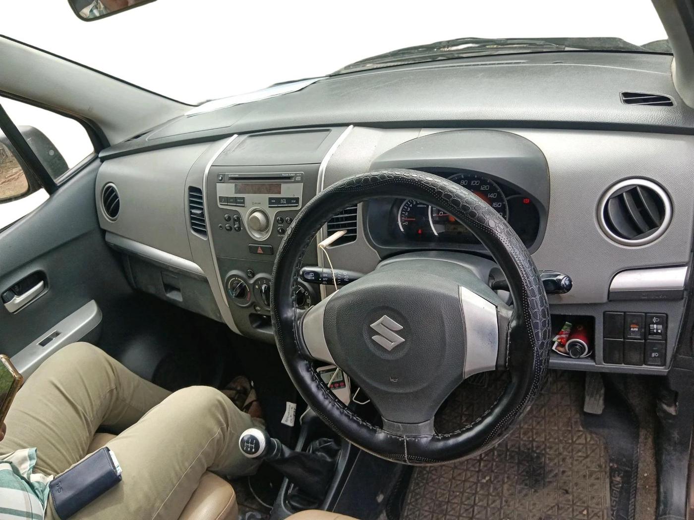 2011 Maruti Wagon R 1.0 VXI, Petrol, Manual, 68,000 km, interior