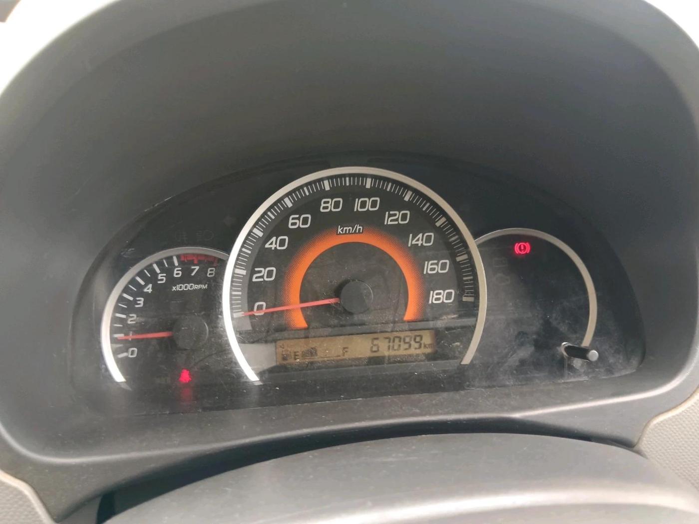 2011 Maruti Wagon R 1.0 VXI, Petrol, Manual, 68,000 km, interior