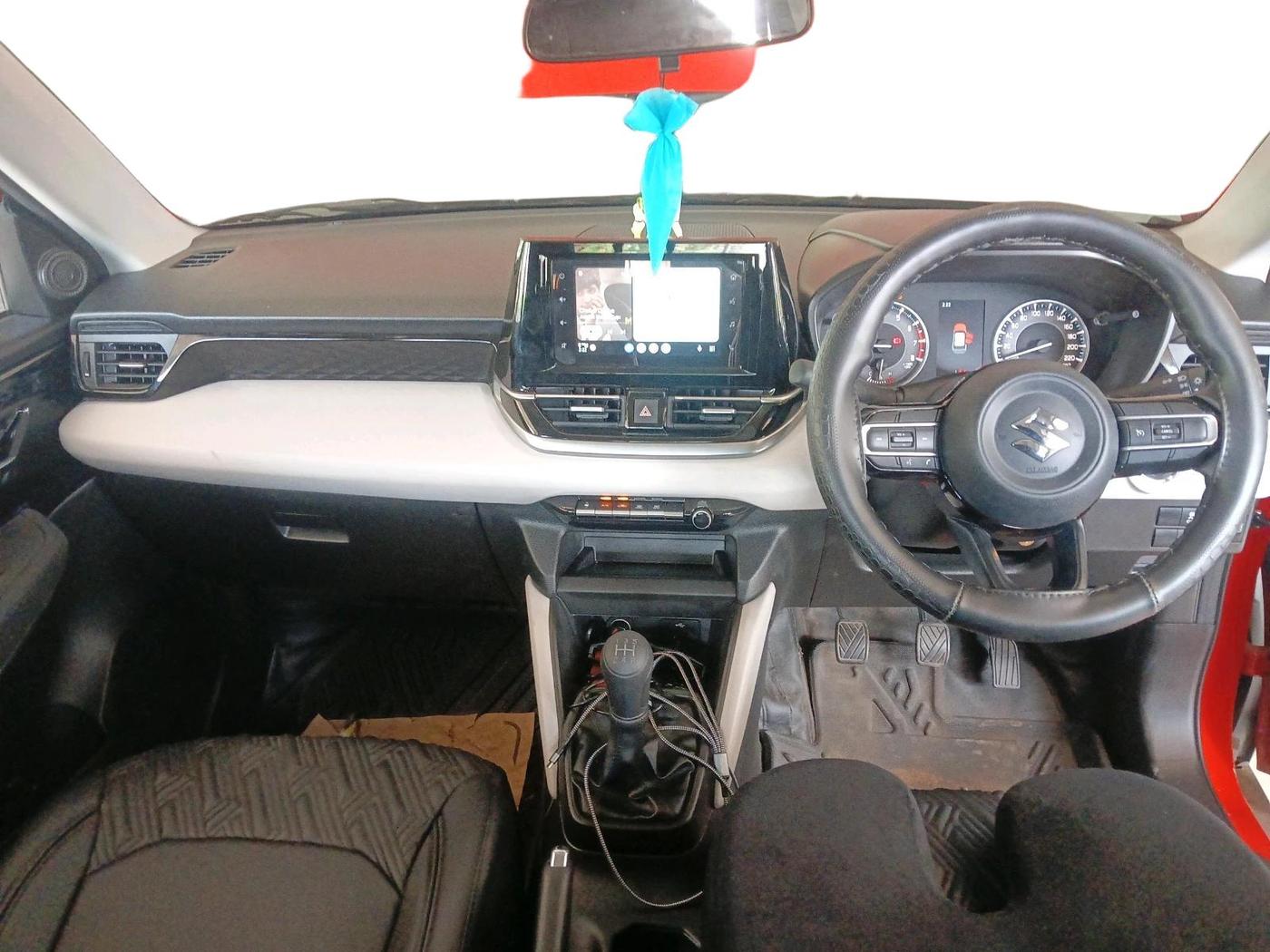 2025 Maruti Victoris Vxi 1.5 MT, Petrol, Manual, 5,939 km, interior