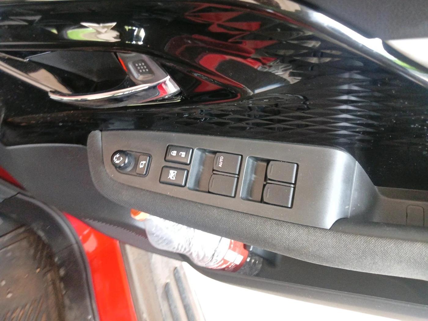 2025 Maruti Victoris Vxi 1.5 MT, Petrol, Manual, 5,939 km, interior