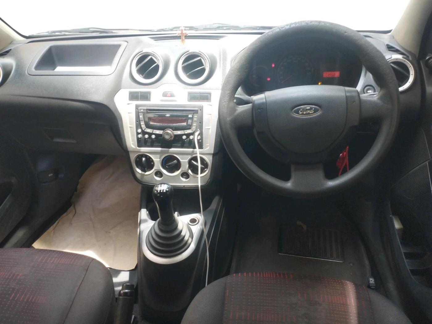 2011 Ford Figo EXI 1.4 DIESEL, Diesel, Manual, 1,59,958 km, interior