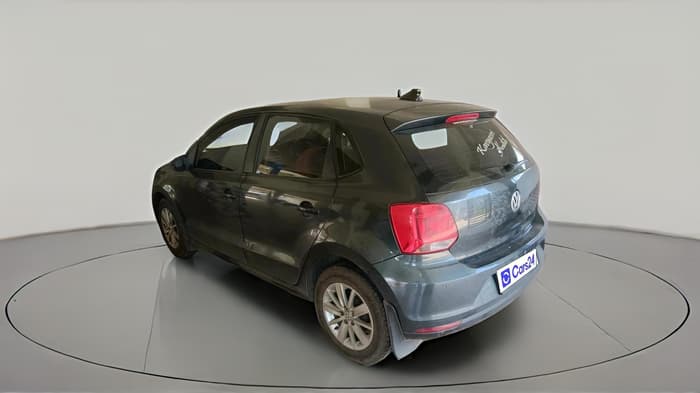 2016 Volkswagen Polo HIGHLINE1.2L, Petrol, Manual, 1,21,265 km, exterior