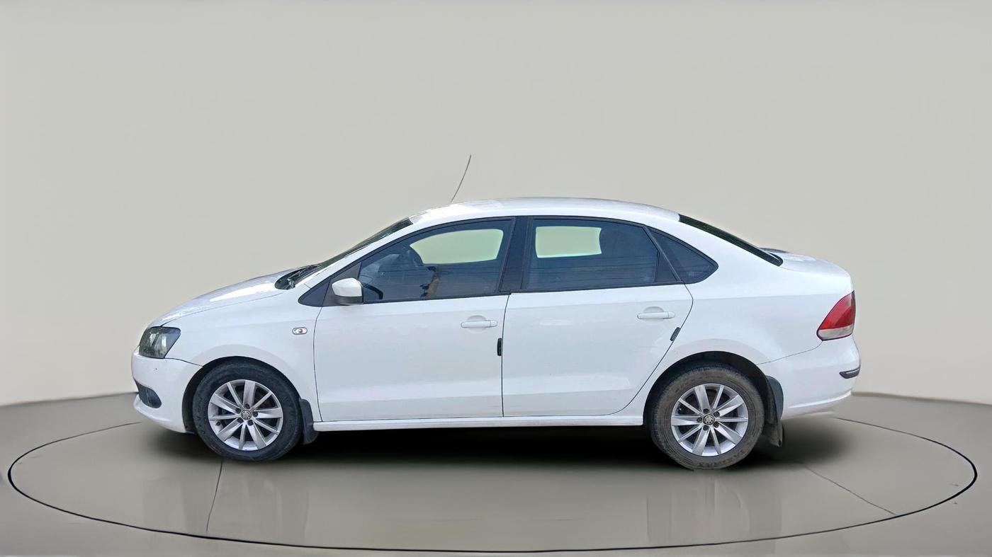 2013 Volkswagen Vento HIGHLINE DIESEL 1.6, Diesel, Manual, 1,29,134 km, exterior