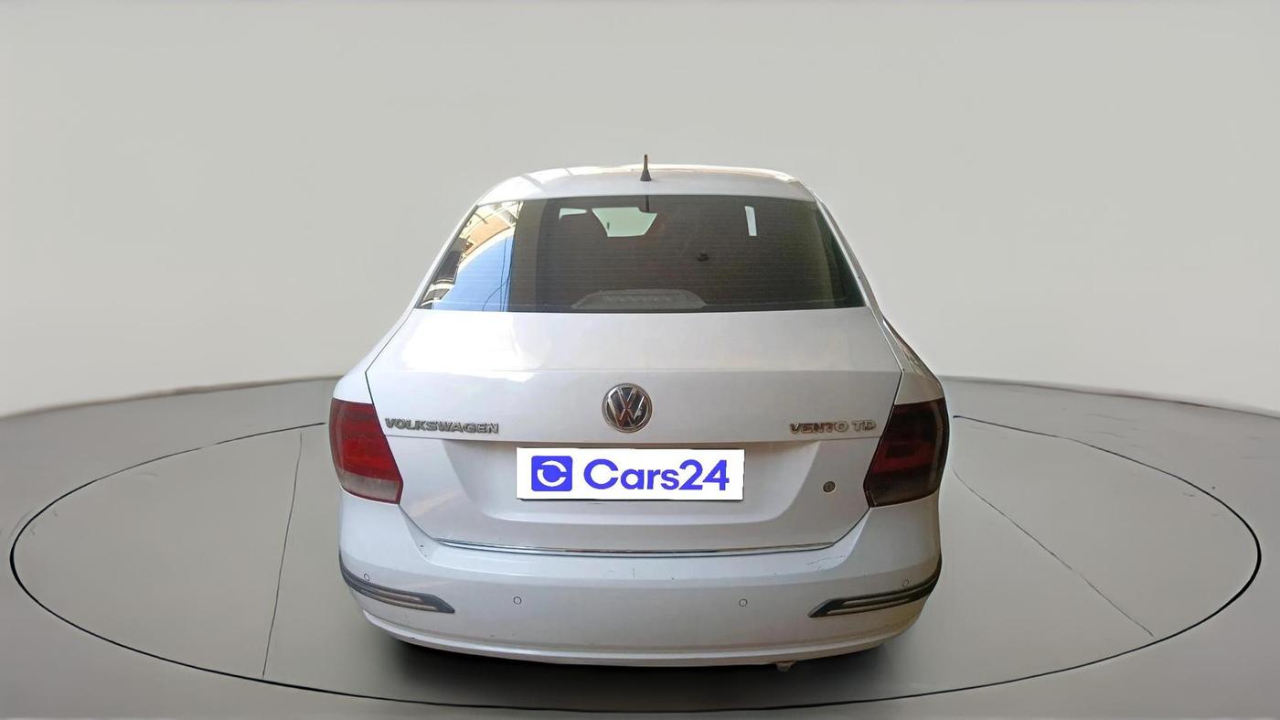 2013 Volkswagen Vento HIGHLINE DIESEL 1.6, Diesel, Manual, 1,29,134 km, exterior