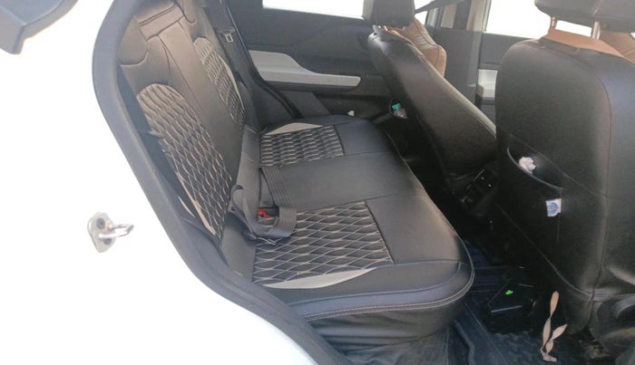 2024 Tata PUNCH Accomplished Plus, Petrol, Manual, 22,316 km, interior