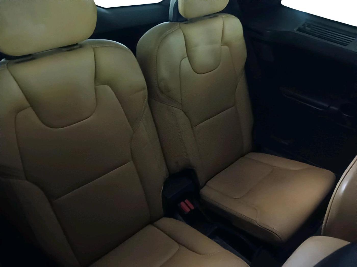 2017 Volvo XC 90 D5 Inscription, Diesel, Automatic, 1,11,837 km, interior