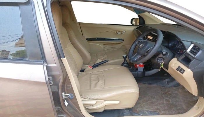 2016 Honda Amaze 1.5L I-DTEC VX, Diesel, Manual, 1,14,520 km, interior