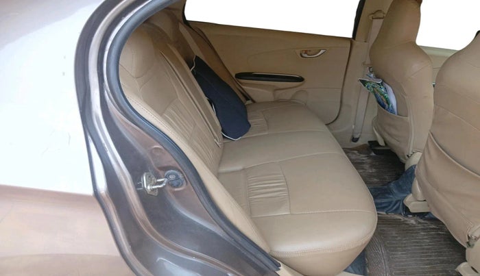 2016 Honda Amaze 1.5L I-DTEC VX, Diesel, Manual, 1,14,520 km, interior