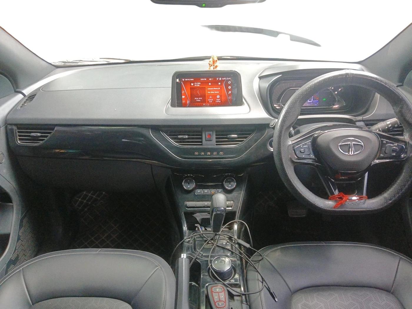 2023 Tata NEXON XZA PLUS (PREMIUM) PETROL DARK EDITION, Petrol, Automatic, 74,644 km, interior