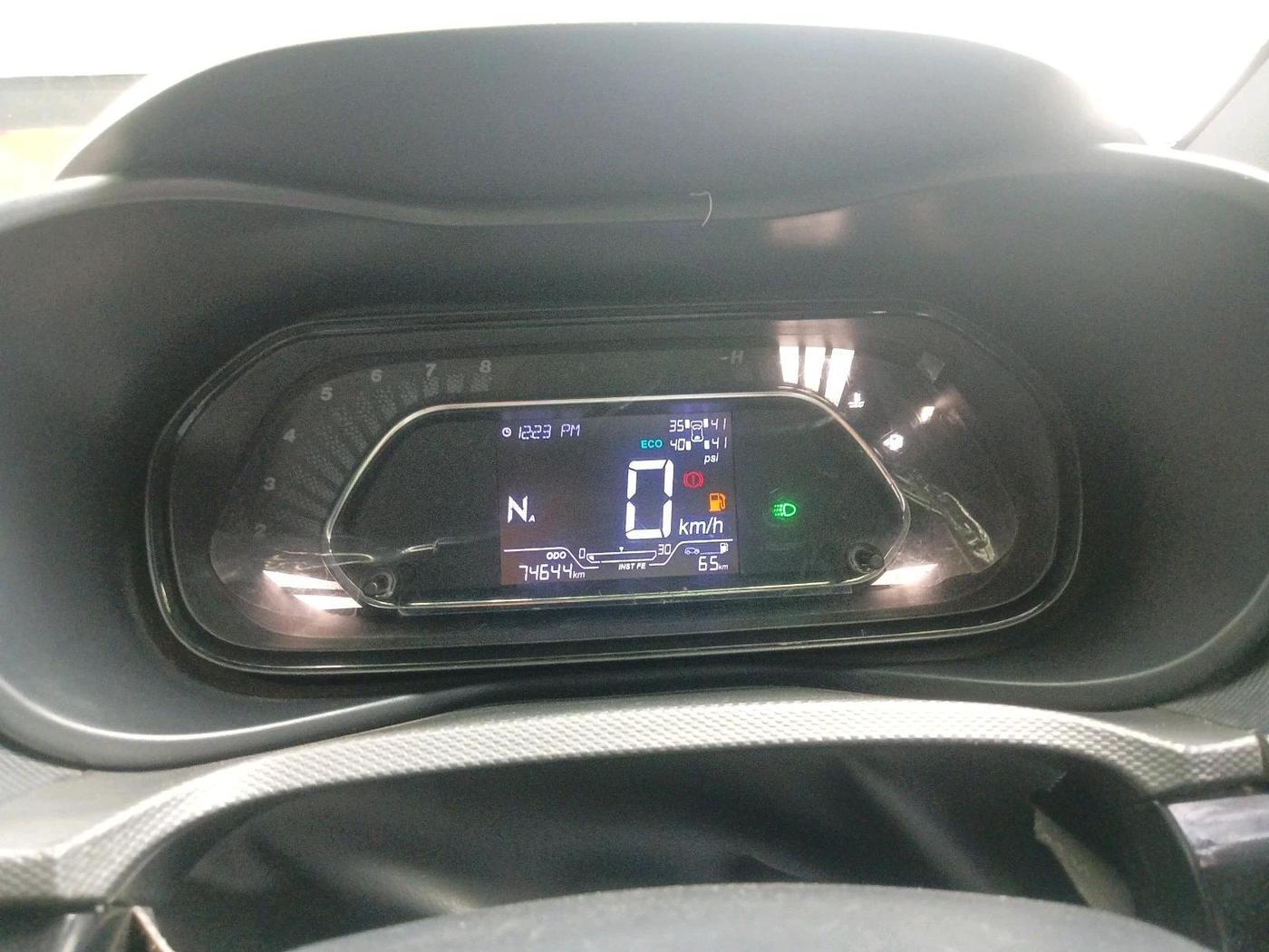 2023 Tata NEXON XZA PLUS (PREMIUM) PETROL DARK EDITION, Petrol, Automatic, 74,644 km, interior