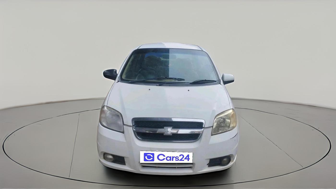 2012 Chevrolet Aveo LT 1.4, CNG, Manual, 1,30,957 km, exterior