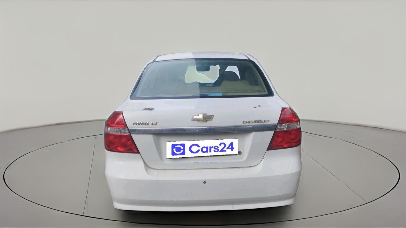 2012 Chevrolet Aveo LT 1.4, CNG, Manual, 1,30,957 km, exterior